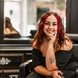 stylist emily alexander photo